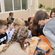 Science Week, Day 2: history brain ring, drinking water quality, rare animals of Primorye
