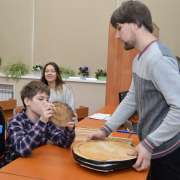 Science Week, Day 2: history brain ring, drinking water quality, rare animals of Primorye