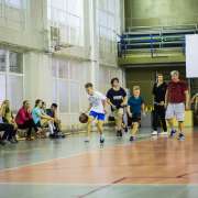 ILS 8th graders and parents battle on basketball court