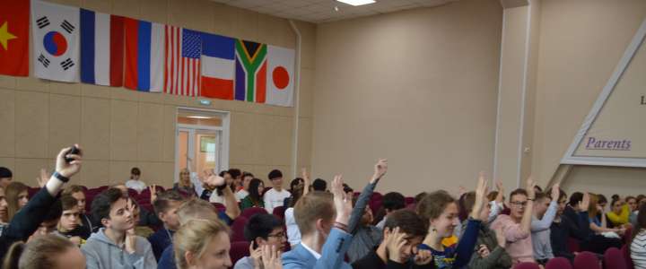 ILS students learn about international business education opportunities