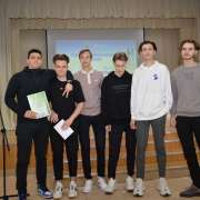 A business-activity game for tenth graders of the ILS "Vladivostok - the city of the future": we realized how difficult it is to be a leader and make life better