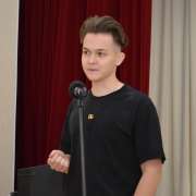 A business-activity game for tenth graders of the ILS "Vladivostok - the city of the future": we realized how difficult it is to be a leader and make life better