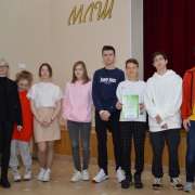 A business-activity game for tenth graders of the ILS "Vladivostok - the city of the future": we realized how difficult it is to be a leader and make life better