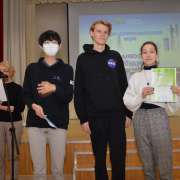 A business-activity game for tenth graders of the ILS "Vladivostok - the city of the future": we realized how difficult it is to be a leader and make life better