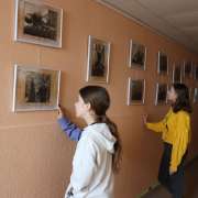Victory Day At the International Linguistic School: photo exhibitions, stories about grandfathers-front-line soldiers, thematic excursions